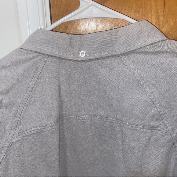 GREY BUTTON UP - Picture 6 of 10